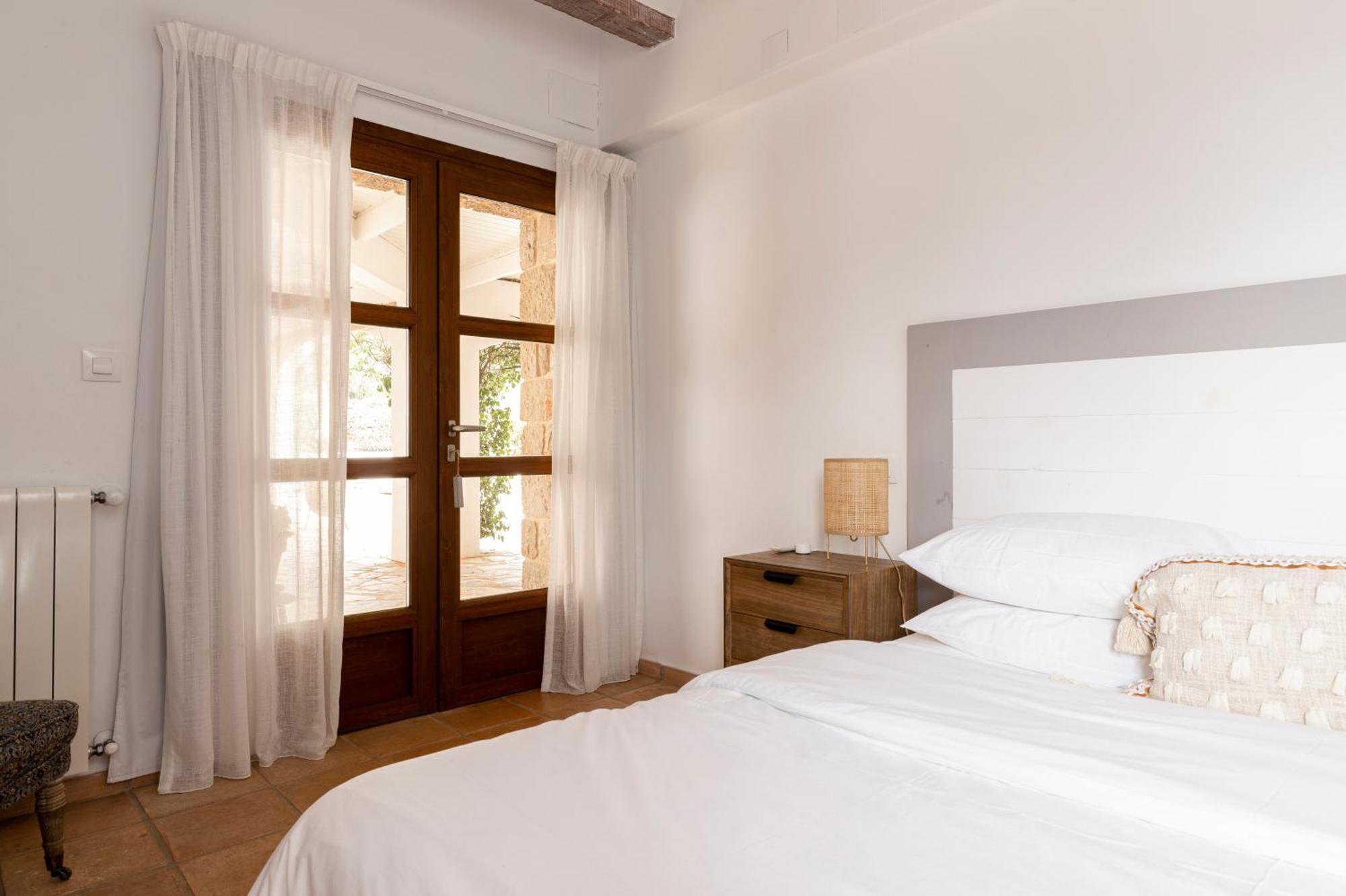 Cuatre Finques Guest House Jalon Exterior photo